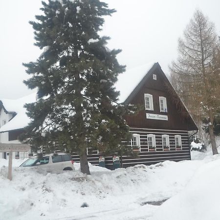 Penzion Čistá Černý Dŭl Esterno foto